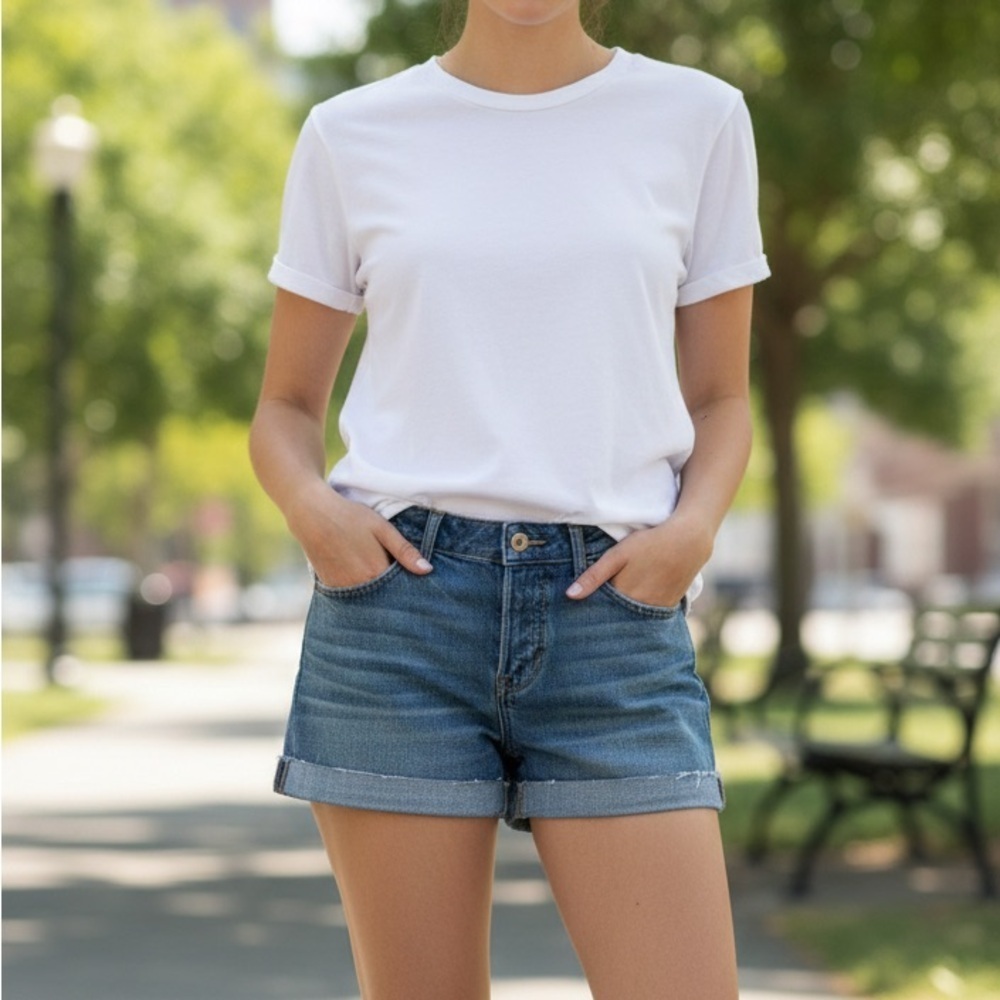 Vintage Women’s Lucky Brand Denim Blue Jean Shorts size 8 /29 Hugh Rise